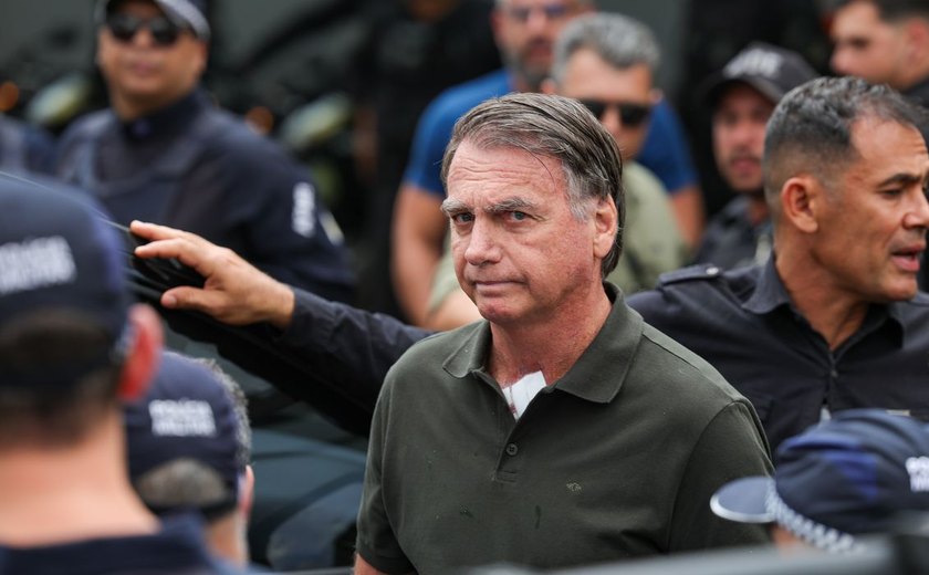Por unanimidade, STF nega prisão domiciliar a Bolsonaro