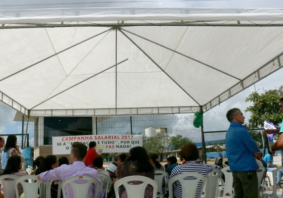 Trabalhadores da Educação de Arapiraca vão, mais uma vez, procurar o Tribunal de Justiça