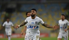 Gabigol faz três, Santos vence Vasco no Maracanã e foge do grupo da degola