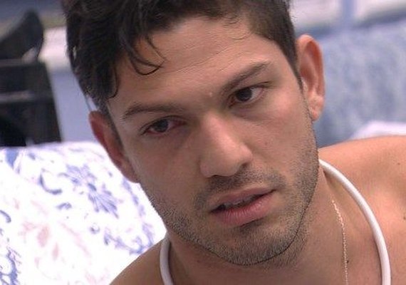 'BBB17': Luiz Felipe admite ter agredido ex-namorada: 'Puxei ela pelo cabelo