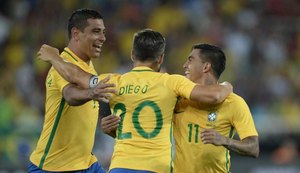 Seleção brasileira vence e assume liderança do ranking da Fifa