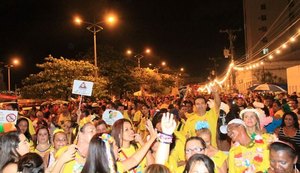 Foliões finalizam preparação para sexta