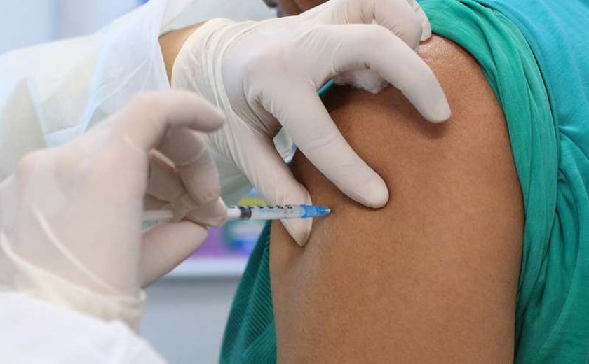  Estudantes da Escola Municipal Cláudio Daniel serão vacinados contra Covid-19