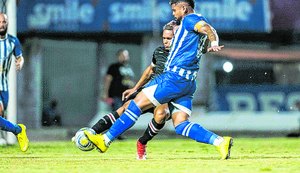 CSA pode mudar titulares contra o Santa