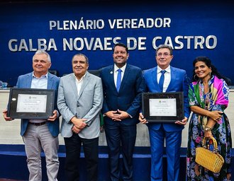 Câmara reconhece personalidades por contribuições ao desenvolvimento econômico