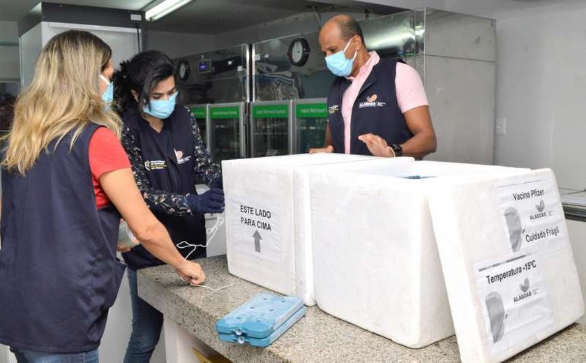 Alagoas recebe mais 138.060 doses de vacinas contra a Covid-19