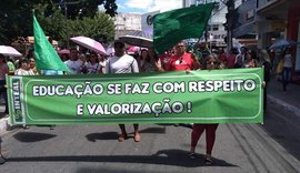 Cansados de promessas, professores mantêm paralisação em Arapiraca