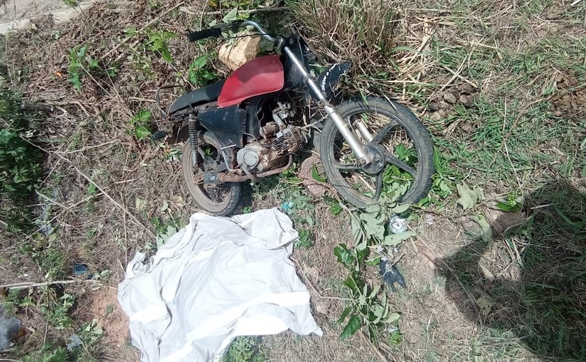 Corpo de marchante é encontrado após acidente com moto em rodovia de AL