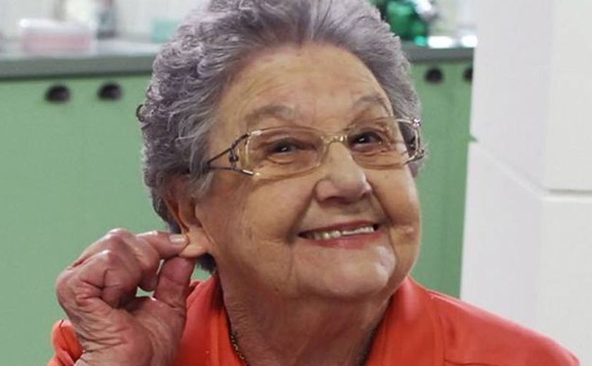 Palmirinha Onofre volta a ser internada oito dias após receber alta
