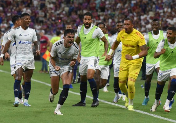 Cruzeiro vence Fortaleza e deixa zona de rebaixamento