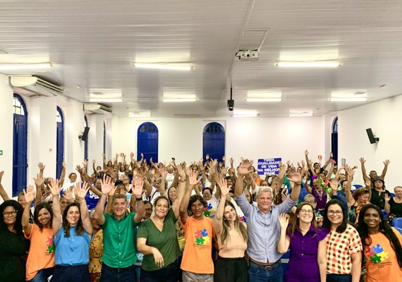 Segundo dia de Show de Talentos reúne cerca de 200 idosos do Serviço de Convivência