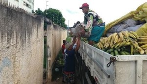 Famílias desabrigadas de Marechal Deodoro recebem 15 toneladas de alimentos