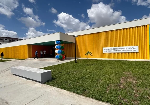 Conselho Tutelar e PM são acionados  para intervir em confusão entre duas alunas em escola de Arapiraca