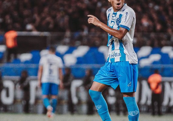 CSA confirma contratação de atacantes