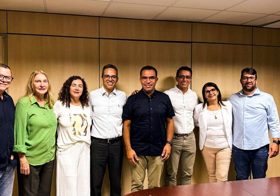Governador Paulo Dantas homologa resultado do PSS da Uncisal para contratação de professores