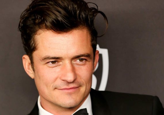 Orlando Bloom posa com o filho: 'Abriu meu coração'