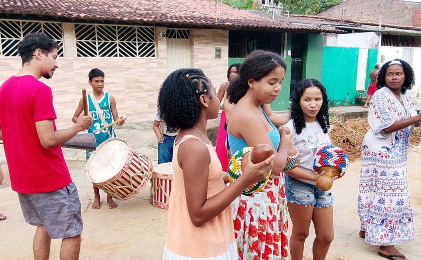 Maracatu Nação Acorte inicia oficinas de percussão neste domingo (20)