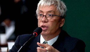 Jornalista acusa Clodovil de assédio: 'Uma das pessoas mais cruéis que já conheci'