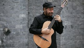 Celebrando mais de 50 anos de música, João Bosco fará show solo em Maceió