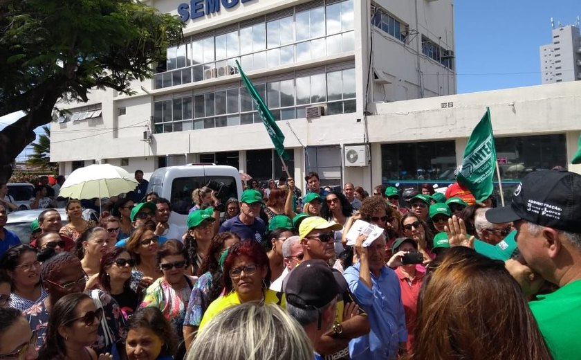 Em greve, servidores de Maceió realizam grande encontro nesta quarta-feira