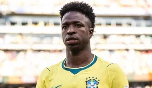 Vini Jr. é acusado de manipular pênalti para evitar prejuízo milionário às bets