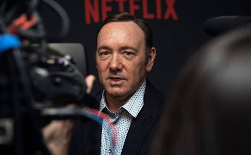Netflix tira Spacey de 'House of Cards' após denúncias