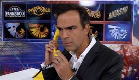 Tadeu Schmidt atende o Big Fone e torna-se o novo apresentador do BBB