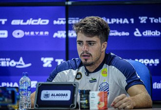 Matheus Melo destaca seriedade contra o CSE e união do elenco do CSA