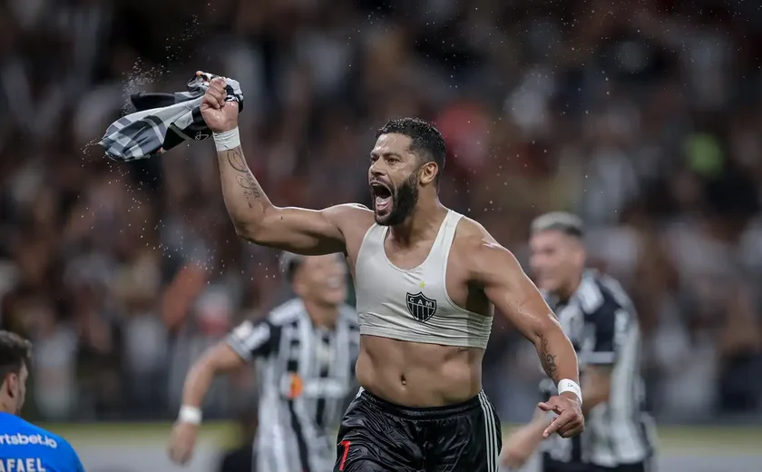 Hulk decide e Atlético continua vivo na luta pelo título