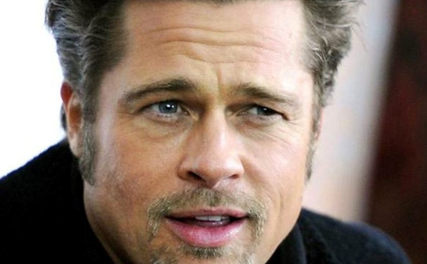 Brad Pitt estaria arrasado por passar festas longe dos filhos