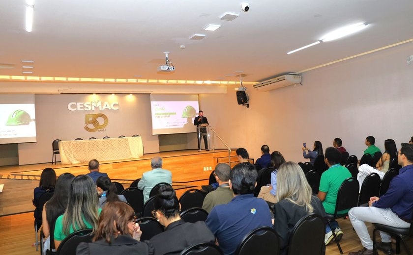 Seminário marca encerramento do Abril Verde com foco em saúde e segurança do trabalho no Cesmac
