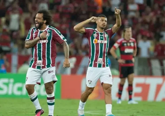 Chocolate de Páscoa: Fluminense goleia o Flamengo e é bicampeão carioca