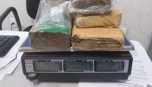 Polícia prende suspeitos de tráfico de drogas com 2,5 kg de maconha em Maceió