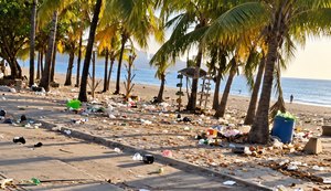 Prefeito de Maceió cobra colaboração após festa privada na orla marítima