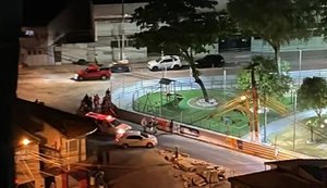 Ataque a tiros deixa um morto e dois feridos em praça de Maceió