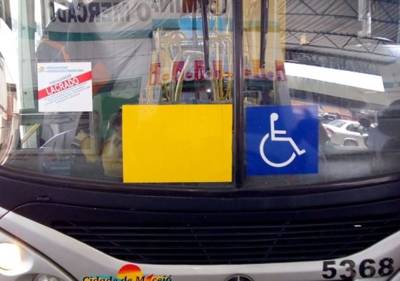Cinco ônibus são lacrados e retirados de circulação