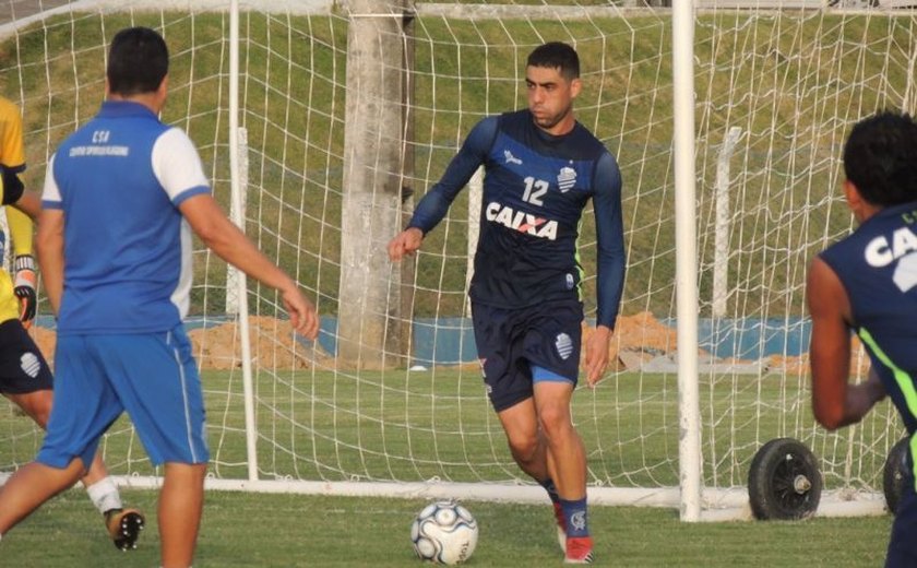 CSA finaliza trabalhos em Maceió e embarca para enfrentar o Goiás; veja relacionados