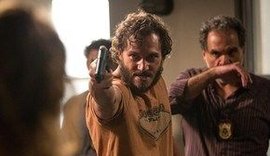 'Totalmente Demais': Dino tenta atirar em Eliza e acaba baleado por Arthur