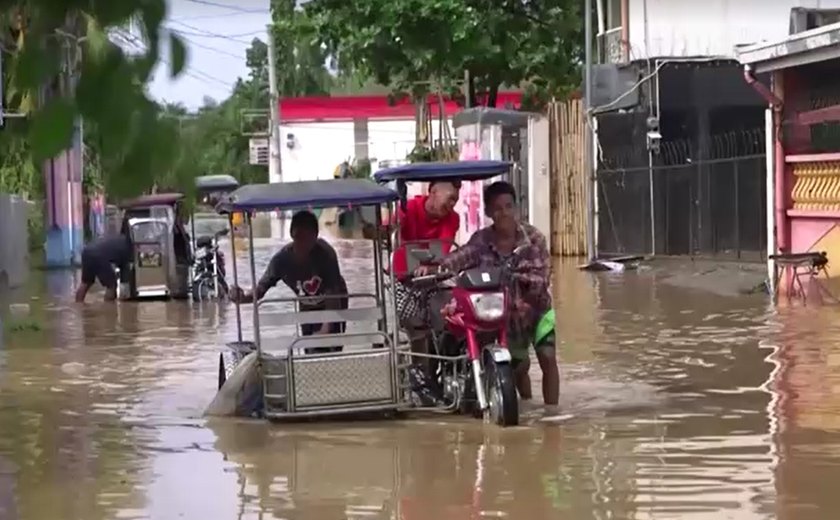 Chuvas do tufão causam mortes e inundações nas Filipinas