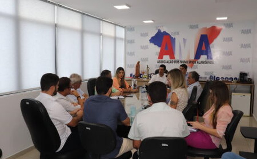 Prefeitos da Bacia Leiteira e Casal discutem ações emergenciais para a falta d’água