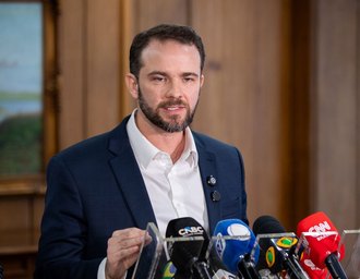 Governo federal ouvirá empresários para decidir se aplicará lei contra os Estados Unidos