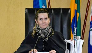 Rosa Albuquerque é empossada solenemente na presidência do TCE