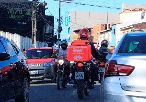 Preço da privatização vai de contas altas a insatisfações