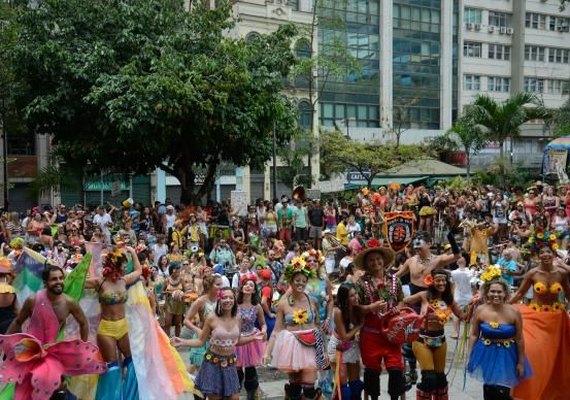 Carnaval deve movimentar R$ 6 bilhões e gerar 20 mil empregos, estima CNC