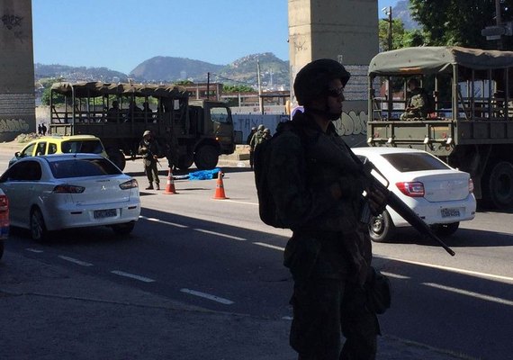 Em tiroteio com fuzileiros navais, homem morre na Região Portuária do RJ