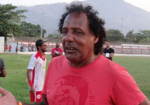 Ídolo do América com passagens por Flamengo e Botafogo morre aos 66 anos