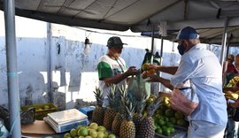 Feira da Agricultura Familiar da FETAG/AL comercializa alimentos direto da roça