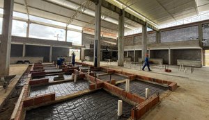 Mercado público do Benedito Bentes tem 70% das obras concluídas