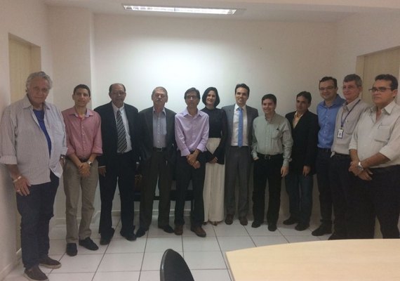 Membros do Conselho Tributário Municipal de Contribuintes são empossados