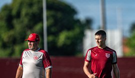 CRB não deve poupar titulares no confronto de amanhã com o Vitória